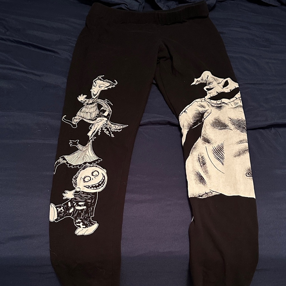 Women’s Black Graphic Print Bottoms